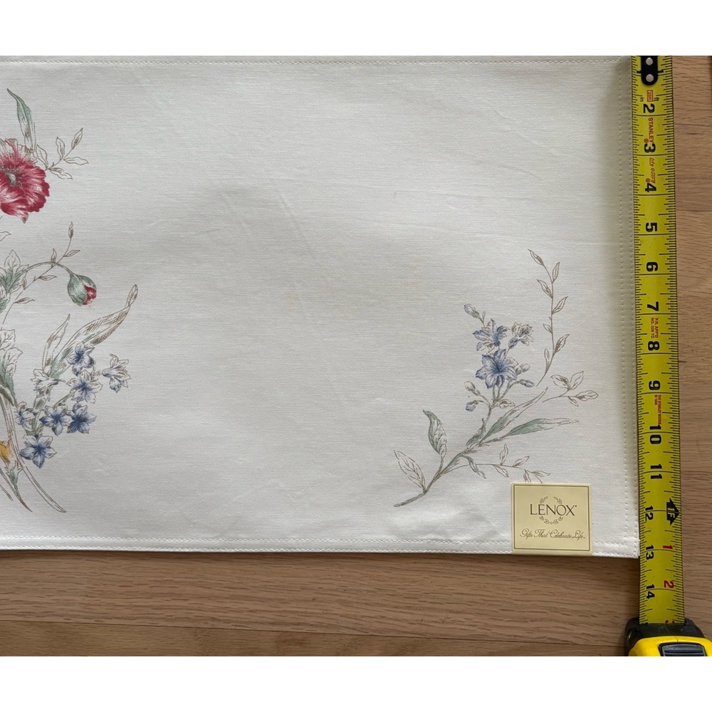 Lenox Butterfly Meadow/Artist's Sketchbook Placemats set of 10 - Picture 4 of 12